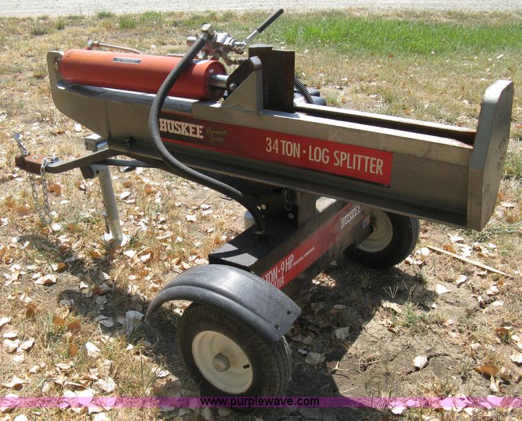 Huskee Premium Series gas powered log splitter in Wichita, KS Item
