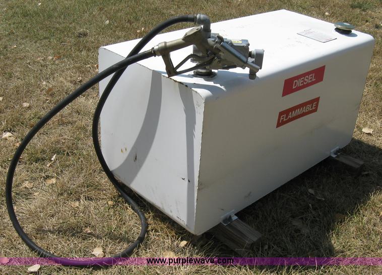 image for item B8056 Dee Zee 110 gallon diesel fuel transfer tank