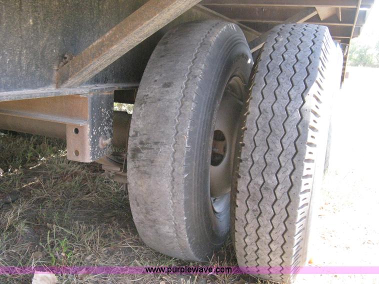 image for item B8061 2001 Legend dual tandem axle gooseneck trailer