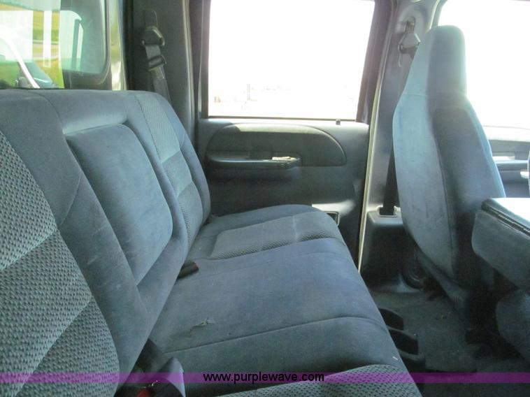 image for item C2431 2001 Ford F250 XLT Super Duty Crew Cab pickup truck