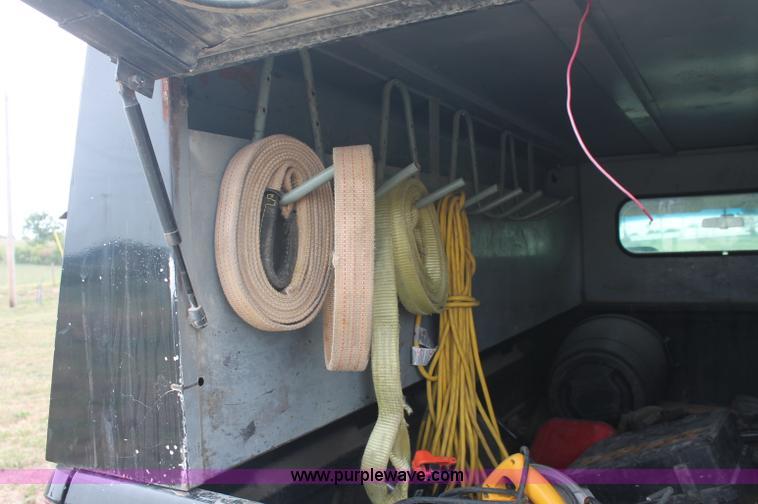 image for item C2781 1996 Chevrolet K2500 extended cab pickup truck