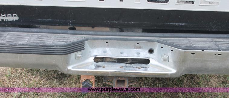 image for item C2781 1996 Chevrolet K2500 extended cab pickup truck