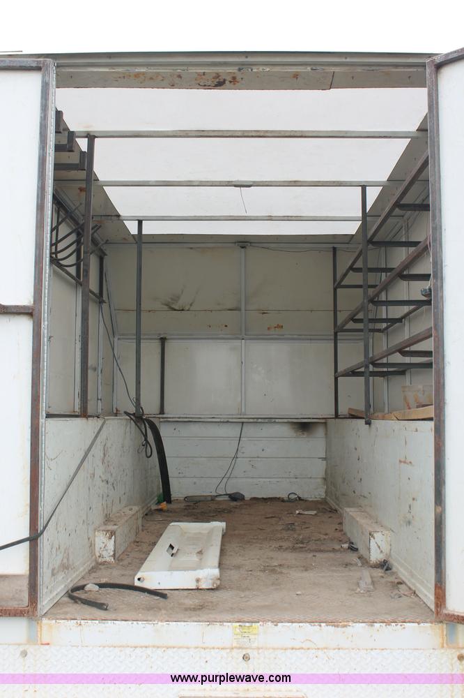 image for item C2782 2002 Chevrolet C3500 HD utility truck