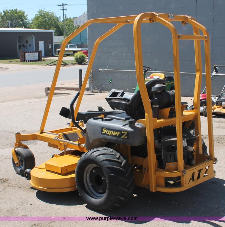 image for item C2802 2004 Hustler Super 2 AT2 lawn mower
