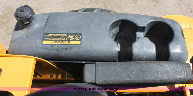 image for item C2802 2004 Hustler Super 2 AT2 lawn mower