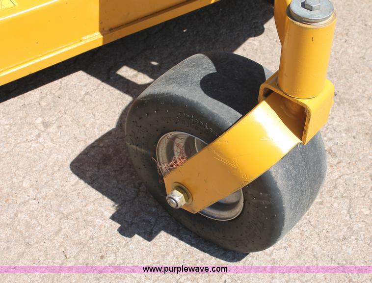 image for item C2802 2004 Hustler Super 2 AT2 lawn mower