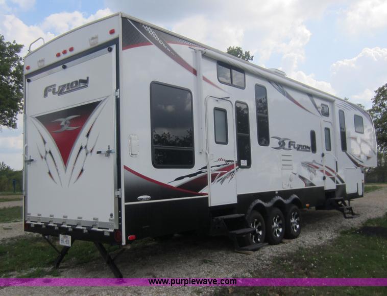 image for item C5426 2011 Keystone Fuzion toy hauler travel trailer