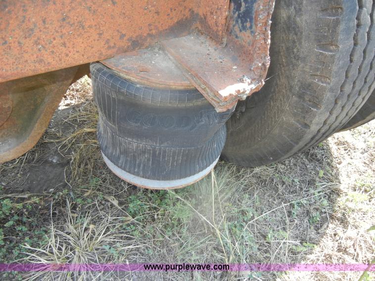 image for item D4609 Air ride rear axle