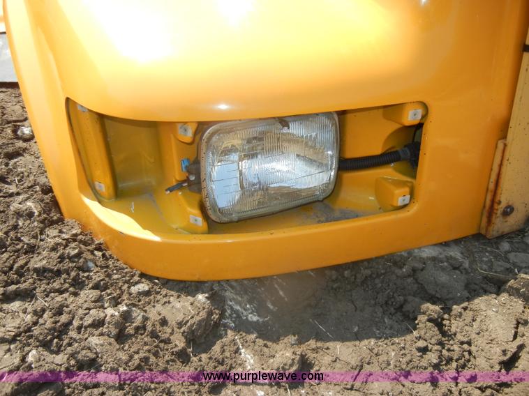 image for item D4611 International 4900 DT466 hood with fenders