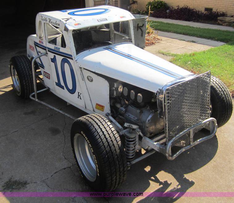 image for item D5620 1934 Plymouth coupe dwarf race car