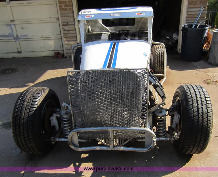 image for item D5620 1934 Plymouth coupe dwarf race car