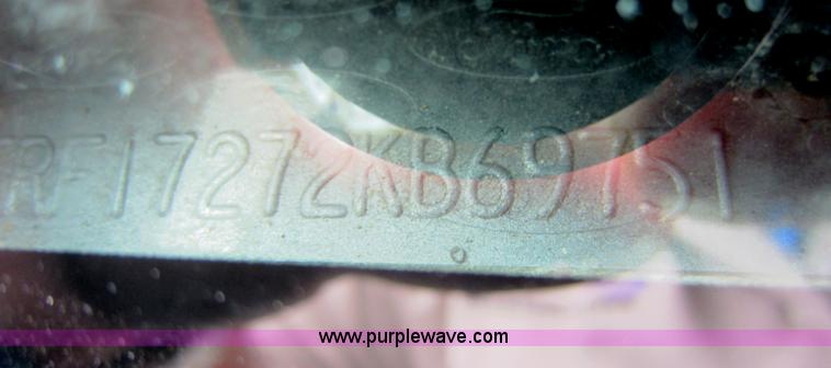 image for item D5621 2002 Ford F150 XL pickup truck