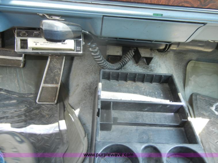 image for item D5629 1978 Oldsmobile Custom Cruiser station wagon