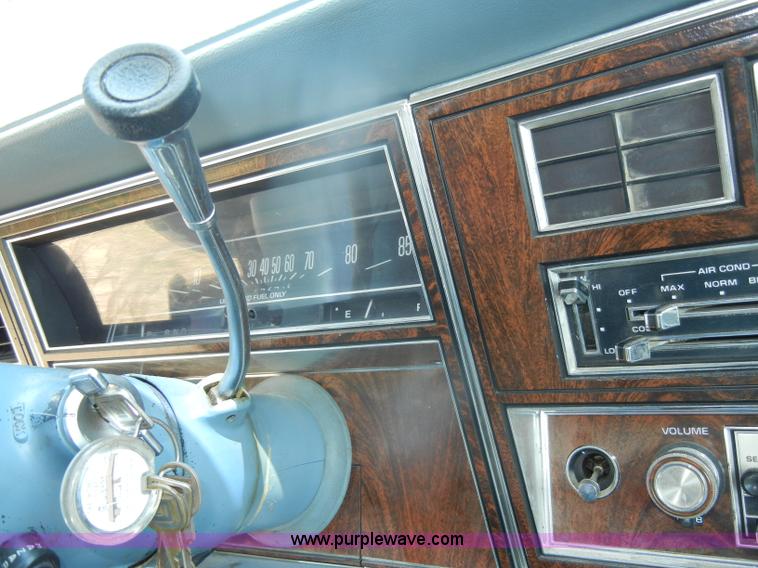 image for item D5629 1978 Oldsmobile Custom Cruiser station wagon