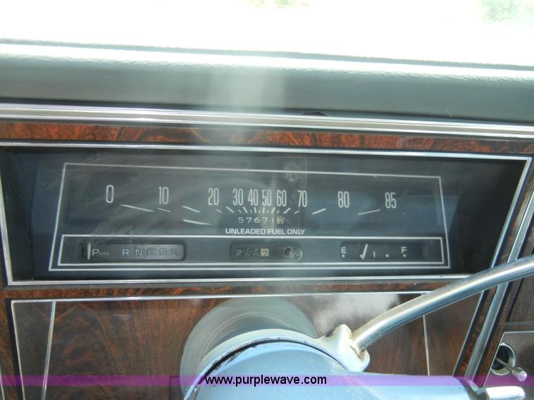 image for item D5629 1978 Oldsmobile Custom Cruiser station wagon