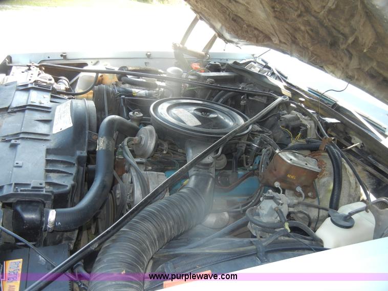 image for item D5629 1978 Oldsmobile Custom Cruiser station wagon