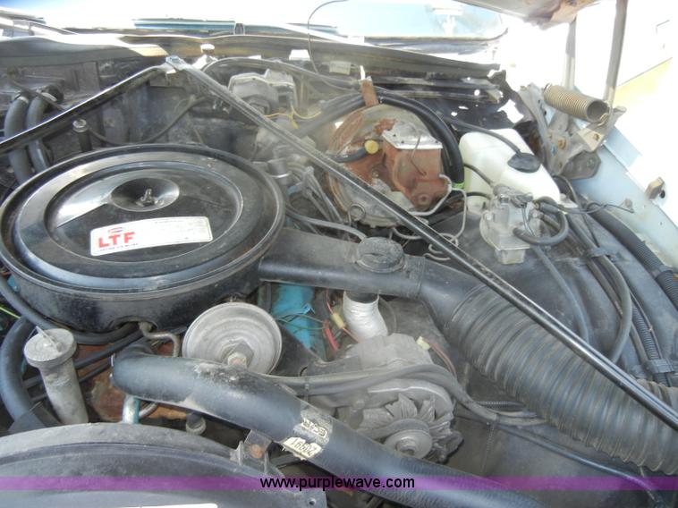 image for item D5629 1978 Oldsmobile Custom Cruiser station wagon