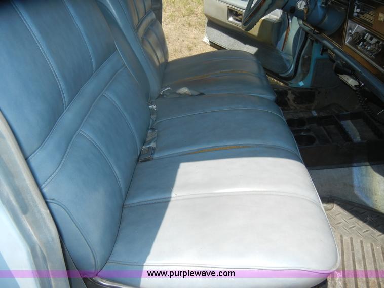 image for item D5629 1978 Oldsmobile Custom Cruiser station wagon