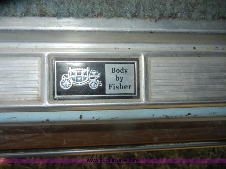 image for item D5629 1978 Oldsmobile Custom Cruiser station wagon