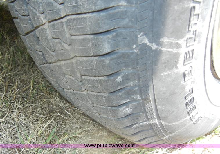 image for item D5629 1978 Oldsmobile Custom Cruiser station wagon