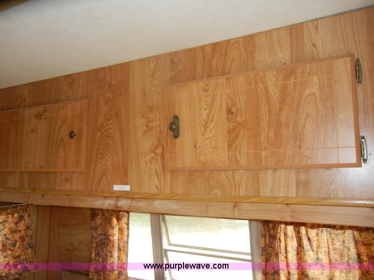 image for item D5630 1984 Fleetwood Resort 21' camper