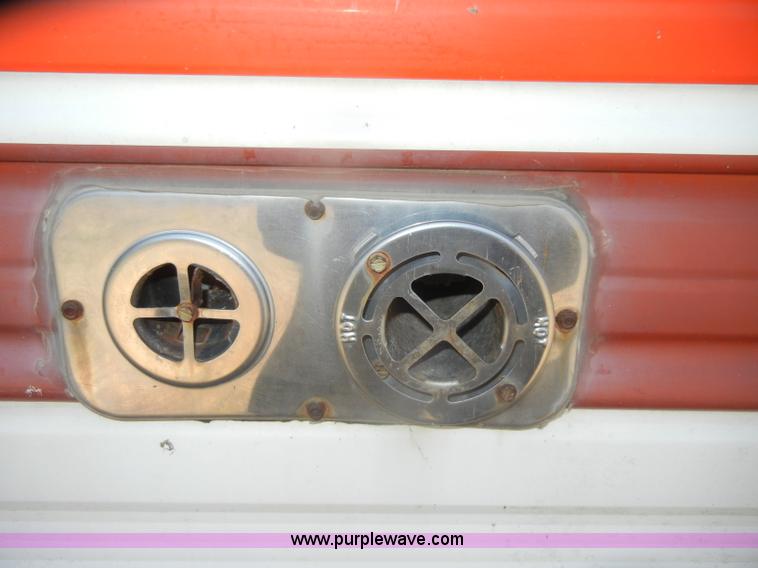 image for item D5630 1984 Fleetwood Resort 21' camper