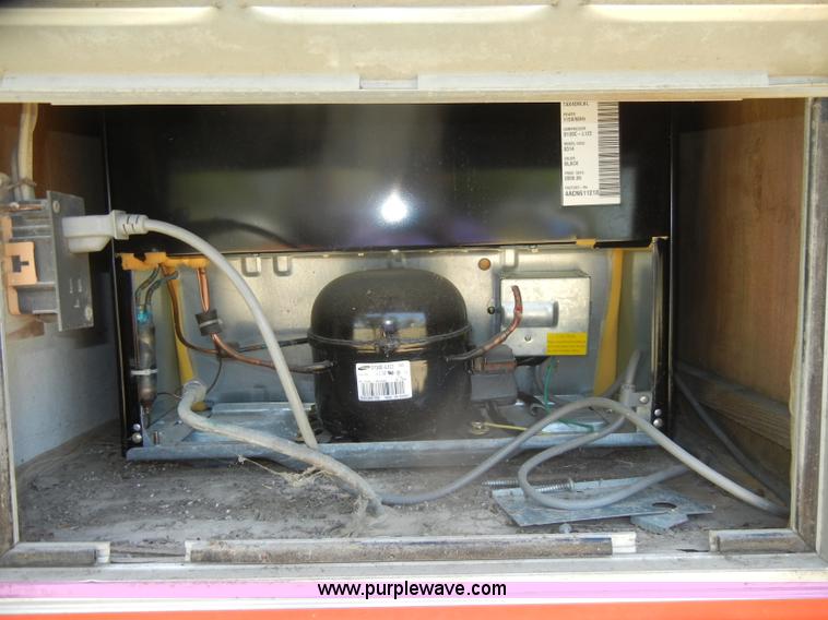 image for item D5630 1984 Fleetwood Resort 21' camper