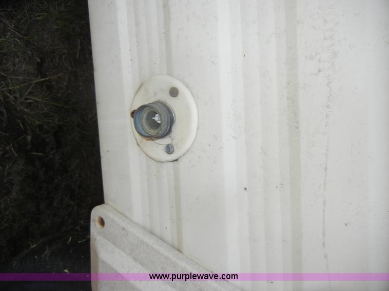 image for item D5630 1984 Fleetwood Resort 21' camper