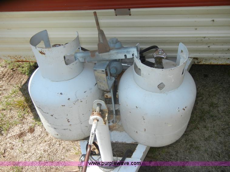 image for item D5630 1984 Fleetwood Resort 21' camper