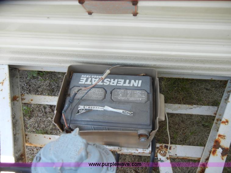 image for item D5630 1984 Fleetwood Resort 21' camper