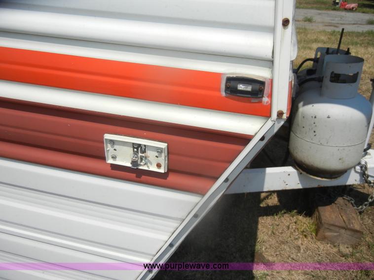 image for item D5630 1984 Fleetwood Resort 21' camper