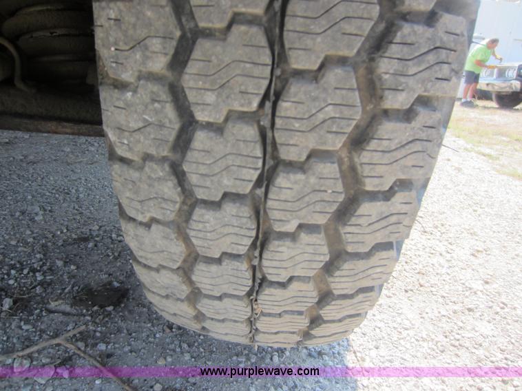 image for item D5631 1983 GMC C3500 pickup truck