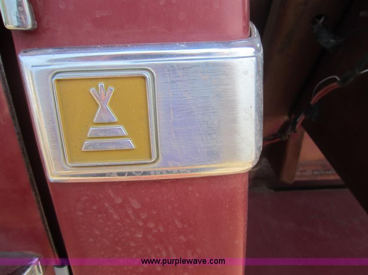 image for item D5631 1983 GMC C3500 pickup truck