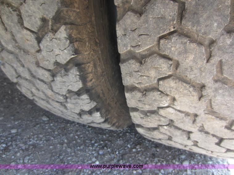 image for item D5631 1983 GMC C3500 pickup truck