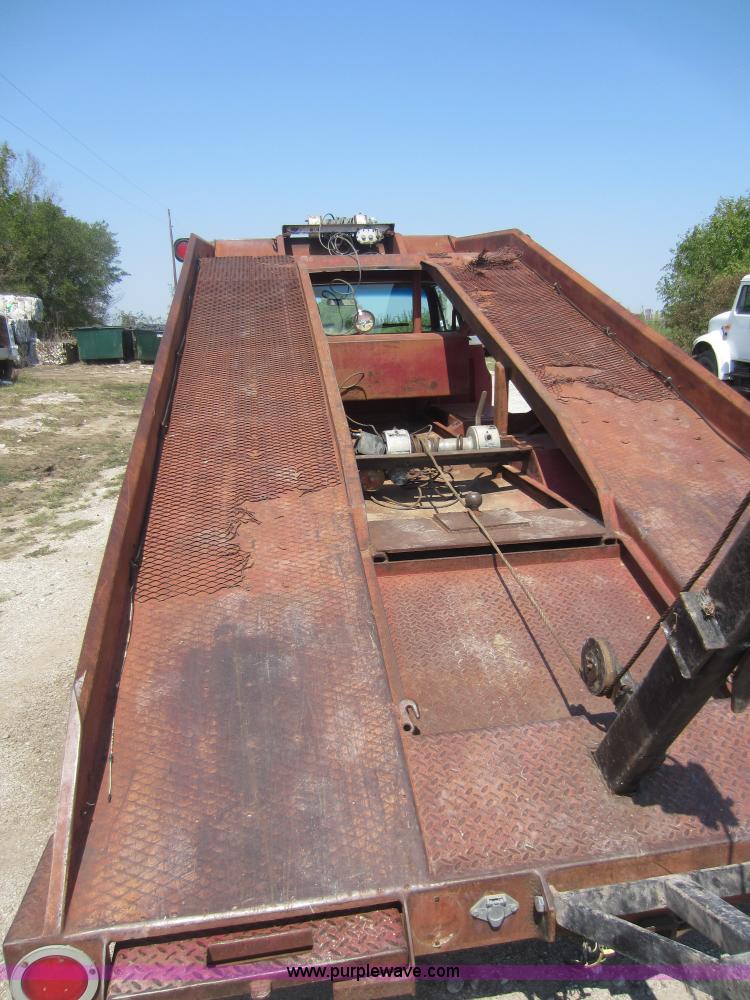 image for item D5631 1983 GMC C3500 pickup truck