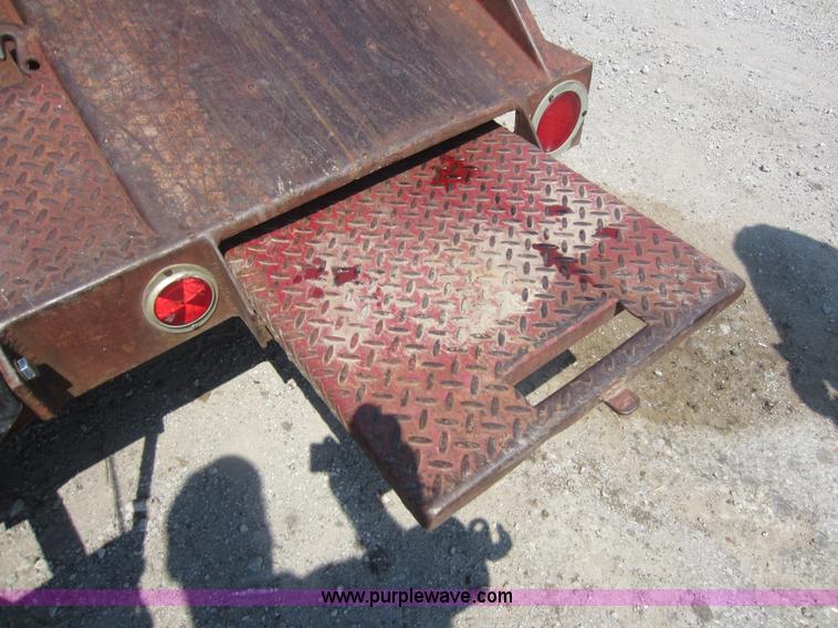 image for item D5631 1983 GMC C3500 pickup truck