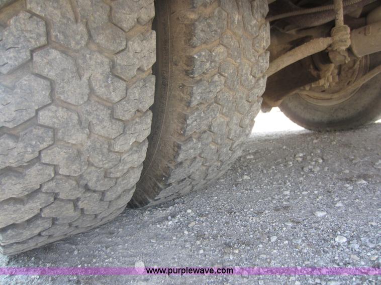 image for item D5631 1983 GMC C3500 pickup truck