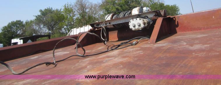 image for item D5631 1983 GMC C3500 pickup truck