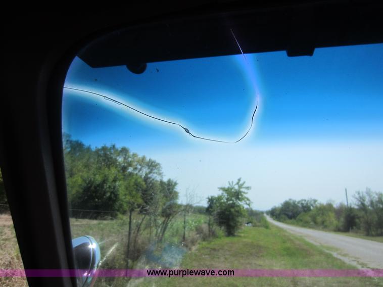 image for item D5631 1983 GMC C3500 pickup truck