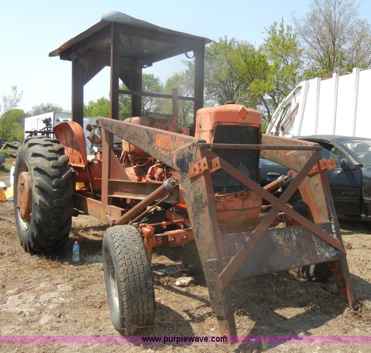 image for item D5633 Allis-Chalmers D17 tractor