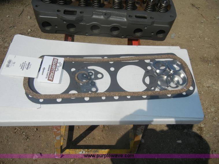 image for item D5633 Allis-Chalmers D17 tractor