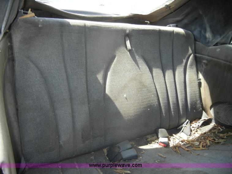 image for item D5634 1996 Pontiac Sunfire SE convertible