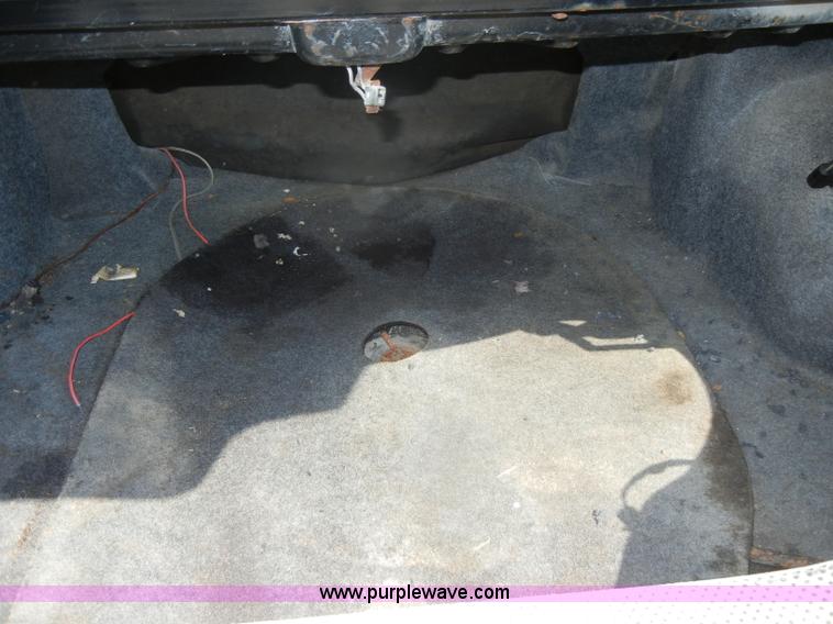 image for item D5634 1996 Pontiac Sunfire SE convertible