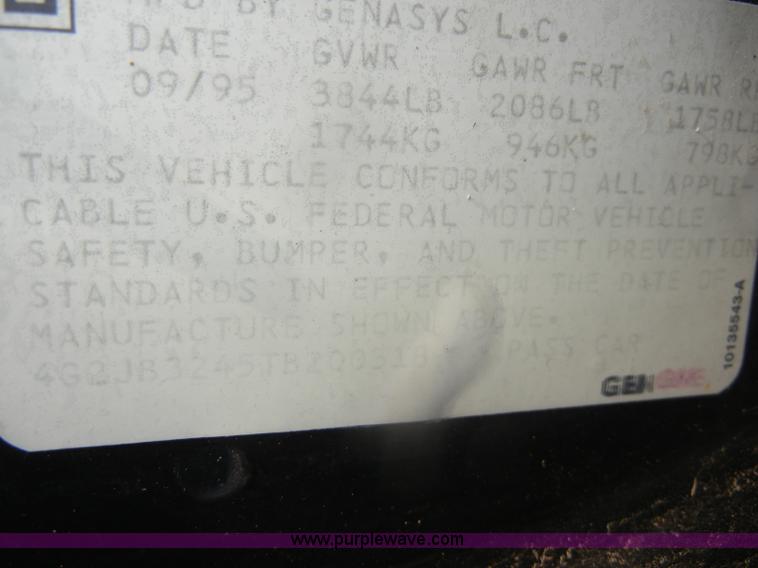 image for item D5634 1996 Pontiac Sunfire SE convertible