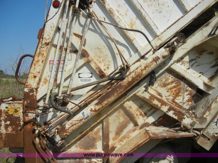 image for item D5638 1996 Loadmaster trash bed