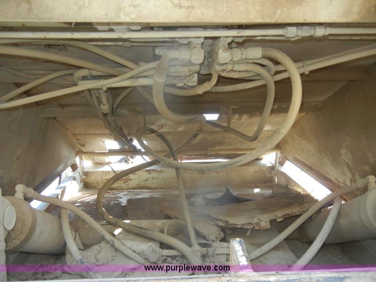 image for item D5638 1996 Loadmaster trash bed