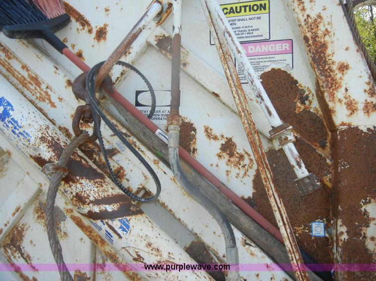 image for item D5638 1996 Loadmaster trash bed