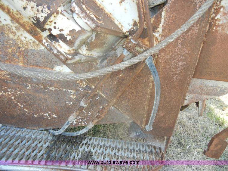 image for item D5638 1996 Loadmaster trash bed