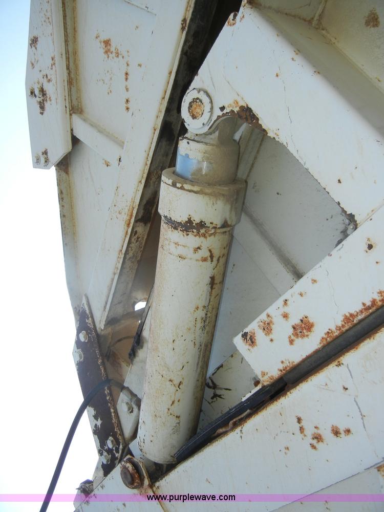 image for item D5638 1996 Loadmaster trash bed