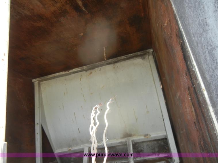 image for item D5638 1996 Loadmaster trash bed